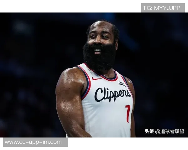 今日比赛激烈KD本季场均出战36分半位列联盟第三哈登紧随其后排名第七