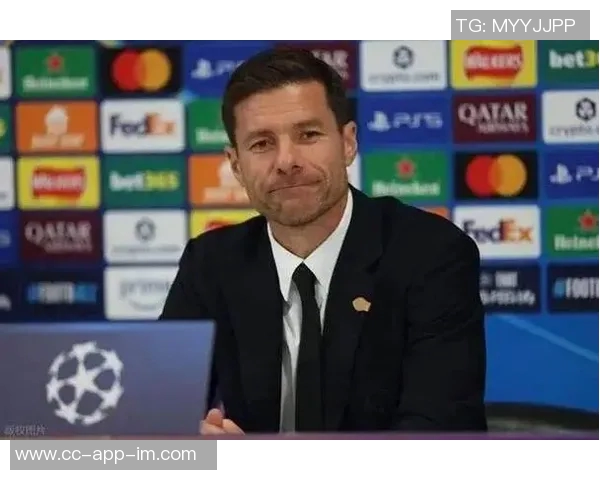 范戴克对记者提问阿隆索接替斯洛特表示极度不满与不尊重